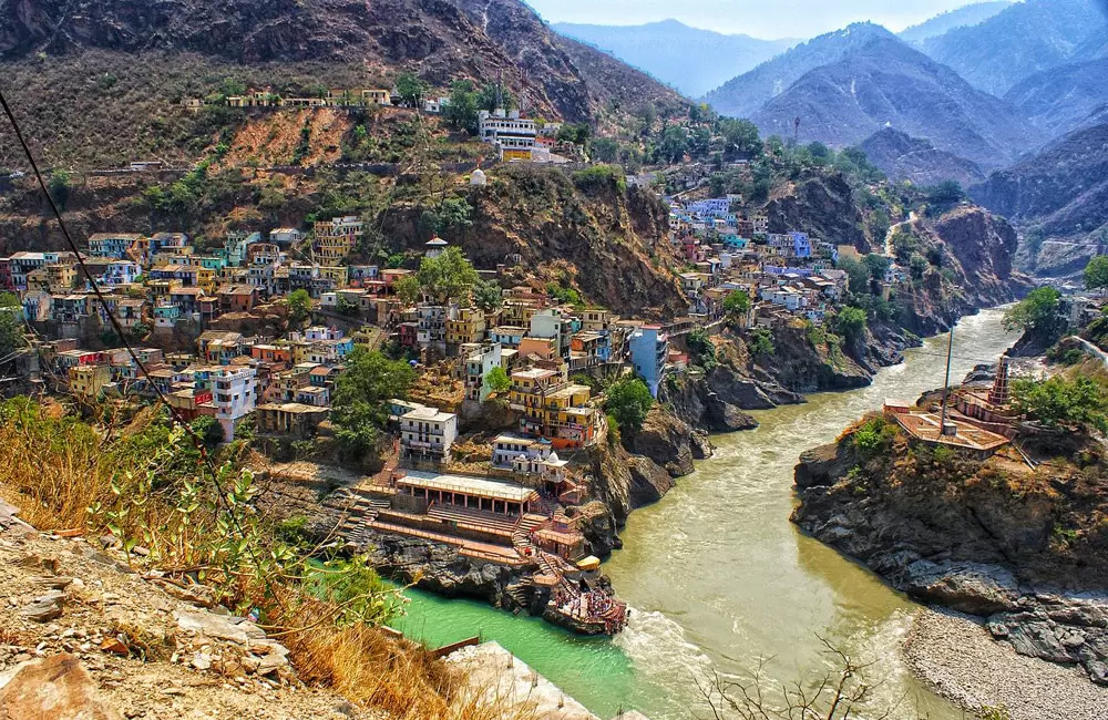 images/alaknanda -and-bhagirathi-nadi-4.jpg